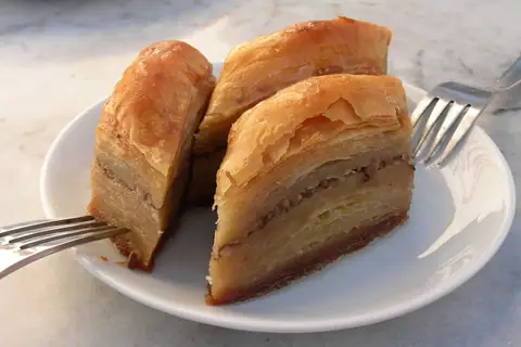 Saint Hugo Bakery & Cafe photo 3